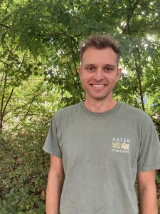 Herr Florian Stephan unterrichtet die 2a.