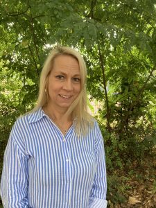 Frau Tanja Ossmann unterrichtet die 3a.
